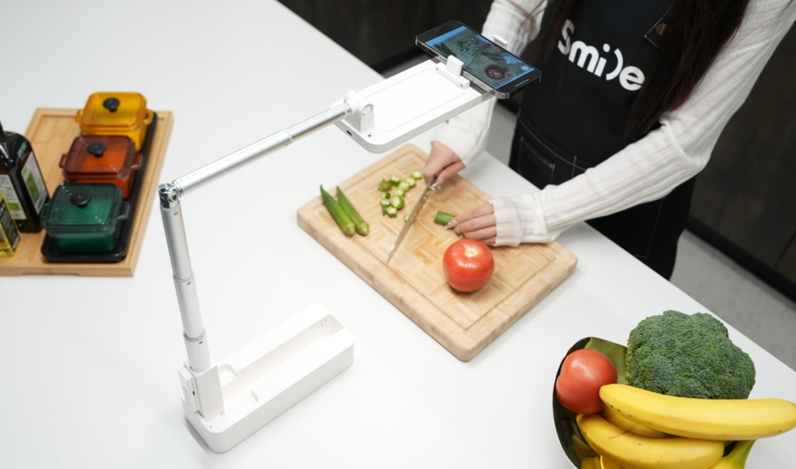 adjustable overheading phone live stand